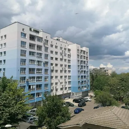 Mikes Near The Sea Garden * Burgas